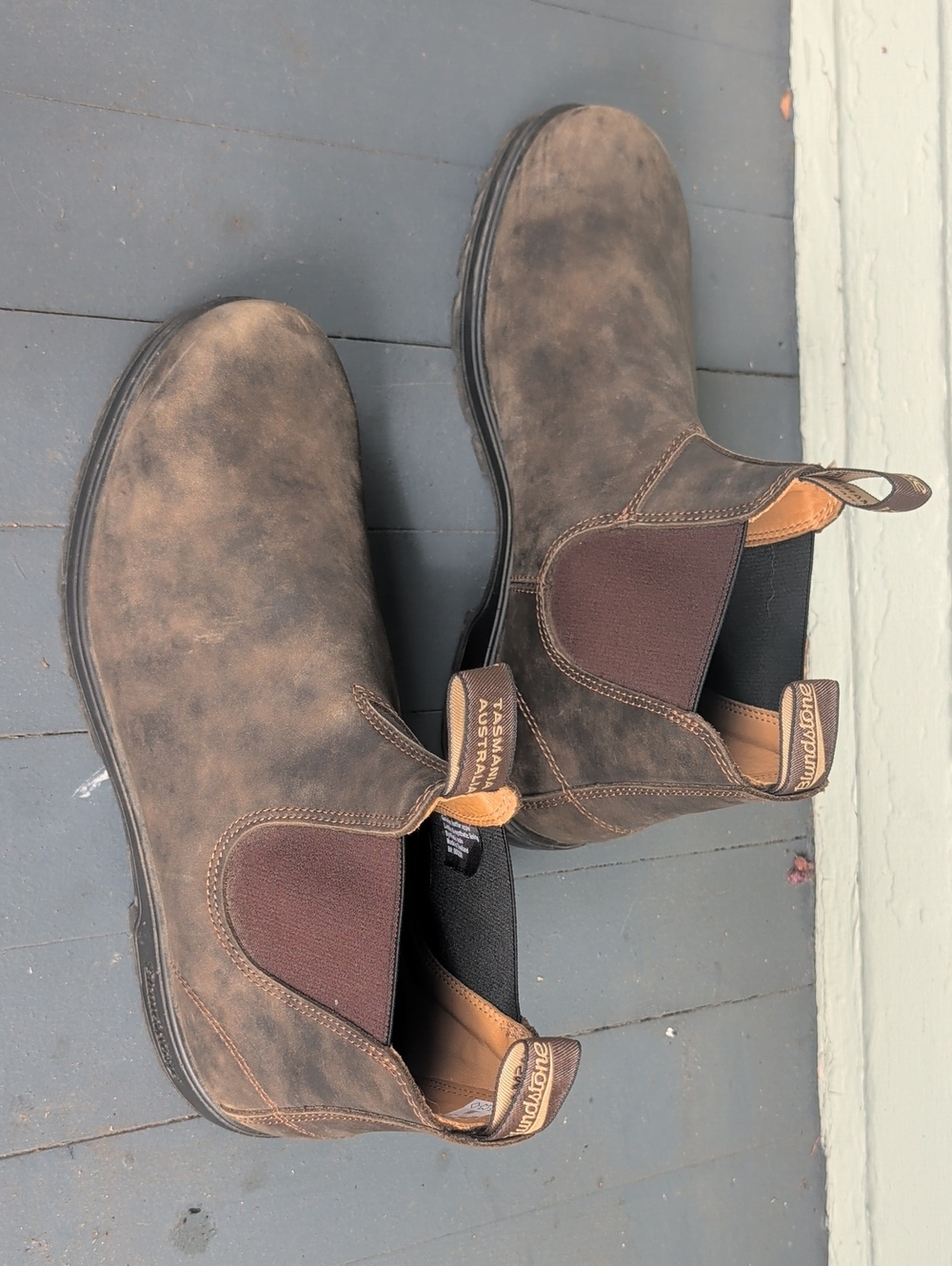Blundstone 585 Rustic Brown Elastic Sided Boot